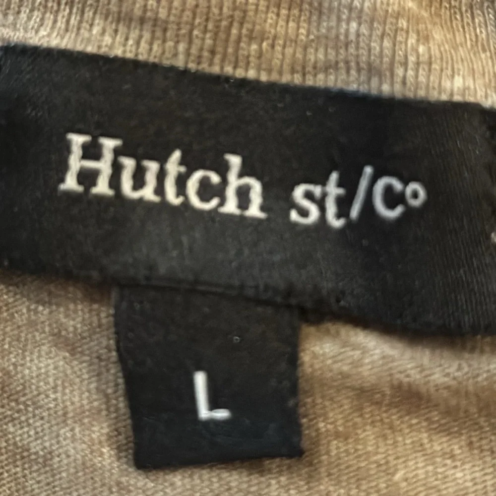 Hutch men’s v-neck shortsleeve t-shirt soft vintage set of 2 tan & orange Large - Picture 4 of 16